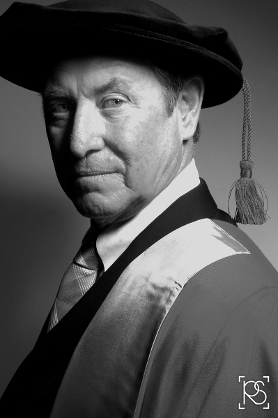 ACTOR JOHN NETTLES WHO PLAYS DETECTIVE CHIEF INSPECTOR TOM BARNABY IN ITV'S MID SUMMER MURDERS, GRADUATED FROM SOUTHAMPTON UNIVERISTY IN 1965 AFTER STUDYING HISTORY AND PHILOSOPHY AND WAS TODAY AWARDED AN HONORARY DEGREE OF DOCTOR OF THE UNIVERSITY. Â© RUSSELL SACH - 0771 882 6138